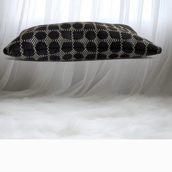 Kate Spade Black and White Wristlet Clutch - Picture 4 of 4